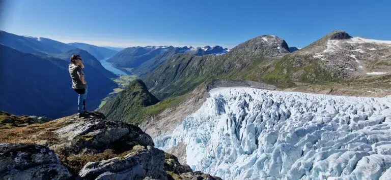 Glacier Guiding | Mountaingoat Guiding